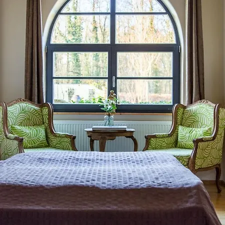 Hofgut Holzmuhle Bed & Breakfast 3*