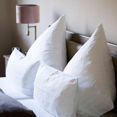 Frühstückspension Hofgut Holzmuhle 3*