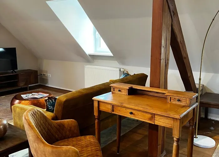 Hofgut Holzmuhle 住宿加早餐酒店 格尔梅斯海姆