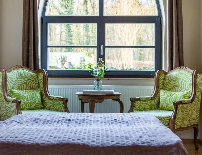 Hofgut Holzmuhle Couette-café 3*